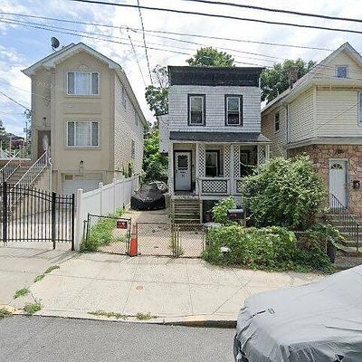 12 Taft Ave, Staten Island, NY 10301