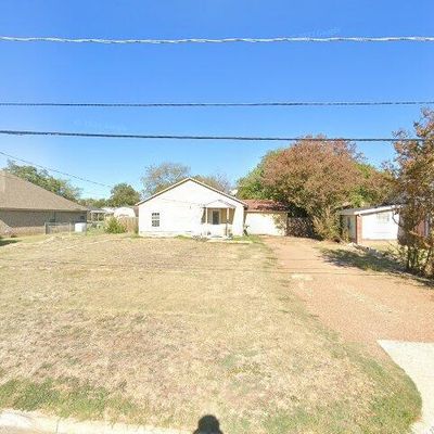 120 W Lemon St, Saginaw, TX 76179