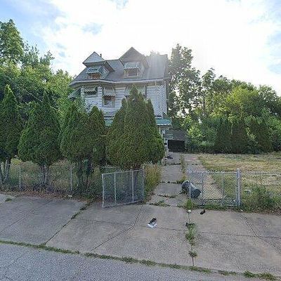 1211 E 111 Th St, Cleveland, OH 44108