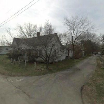 125 W Indiana Ave, Whitwell, TN 37397
