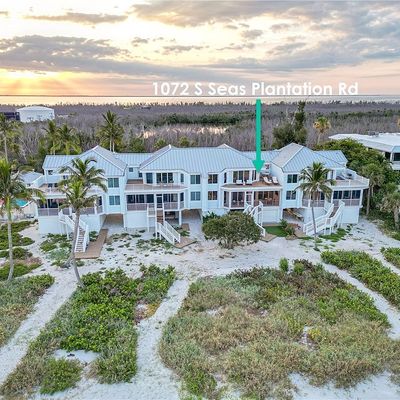 1072 S Seas Plantation Rd, Captiva, FL 33924