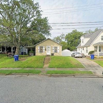 109 Mulberry Ave, Newport News, VA 23607