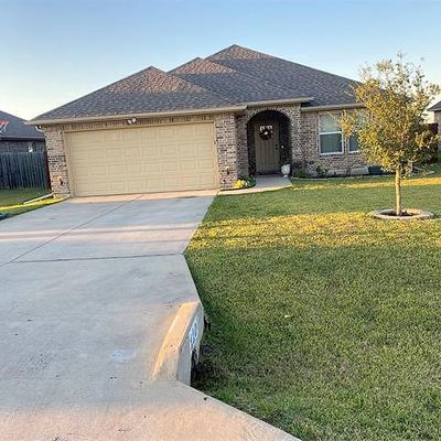 110 Hanover Ave, Palmer, TX 75152