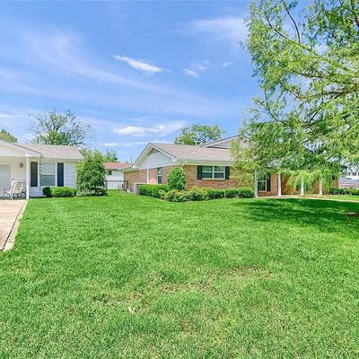 1103 Chestnut St, Honey Grove, TX 75446