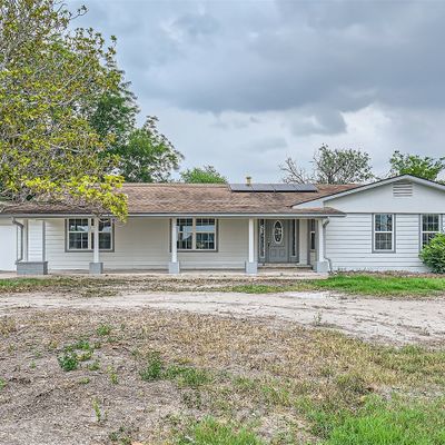 11070 Kinney Rd, Atascosa, TX 78002