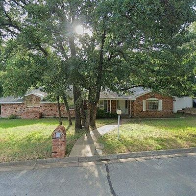 1108 Martha Dr, Bedford, TX 76022