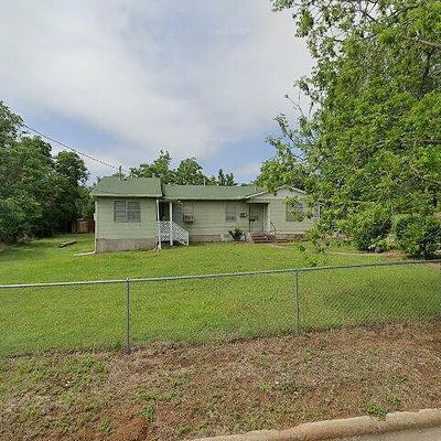 141 Jackson St, Elgin, TX 78621