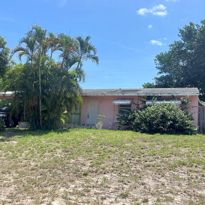 1425 Ne Waveland Ave, Jensen Beach, FL 34957