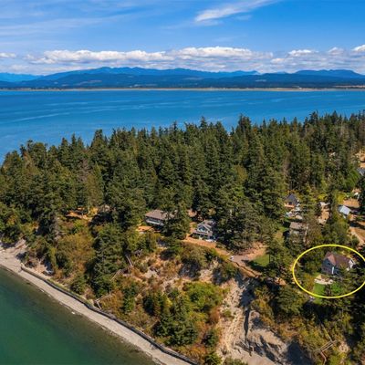 1519 Hultman Rd, Camano Island, WA 98282