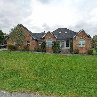 126 Harding Dr, Fayette City, PA 15438