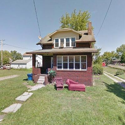 1309 Mulberry St, Masury, OH 44438