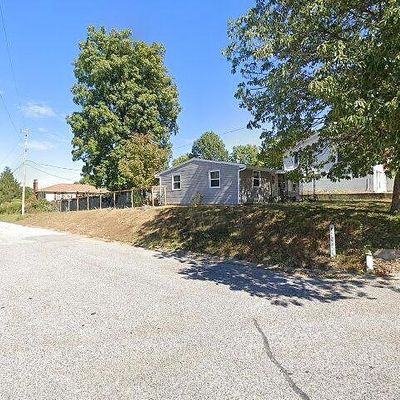 1324 Boyd St, De Soto, MO 63020