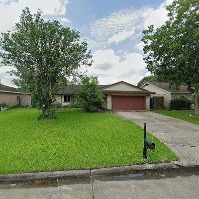 17114 Barcelona Dr, Friendswood, TX 77546