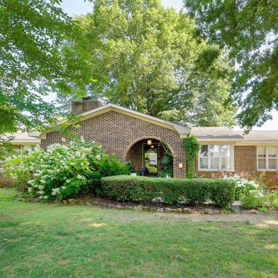 1902 Marietta Ave, Muscle Shoals, AL 35661