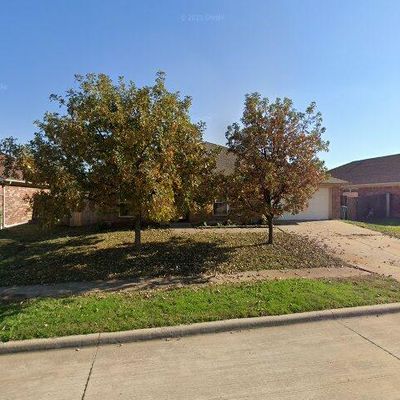 1628 Loveland Dr, Arlington, TX 76018