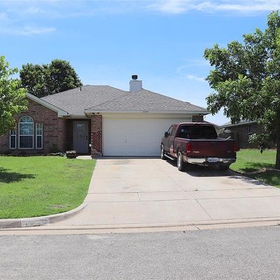 1639 Turtledove Dr, Cleburne, TX 76033