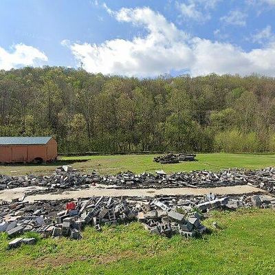 1684 Daybrook Rd, Fairview, WV 26570