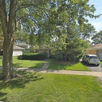 2109 Plainfield Dr, Des Plaines, IL 60018