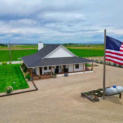 21907 Upper Pleasant Ridge Rd, Caldwell, ID 83607