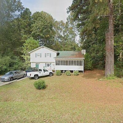 225 Sage Dr, Carrollton, GA 30116