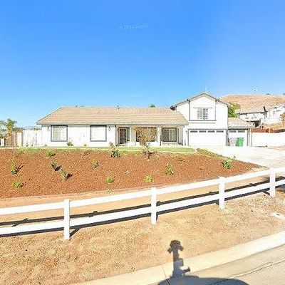 2351 Red Cloud Ct, Norco, CA 92860