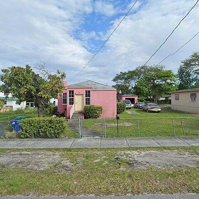 2375 Nw 56 Th St, Miami, FL 33142