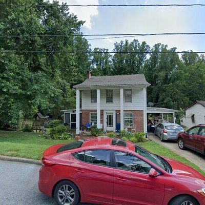 239 N Anderson St, Morganton, NC 28655