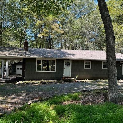 199 Beech Ln, Pocono Lake, PA 18347