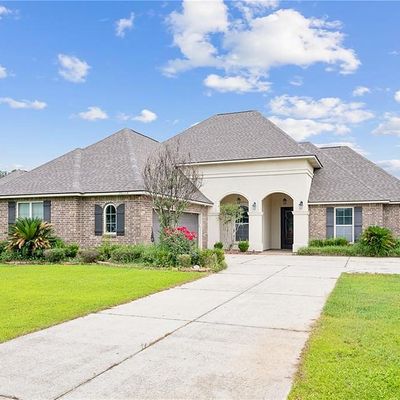 20149 Long Lake Dr, Hammond, LA 70403