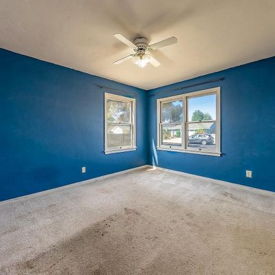 2021 Neill Way, Hanford, CA 93230