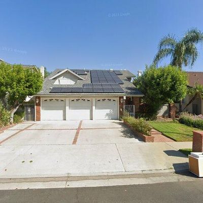 20319 Hemmingway St, Winnetka, CA 91306