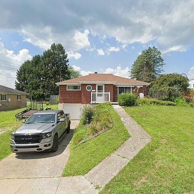 2033 Outlook Dr, Verona, PA 15147