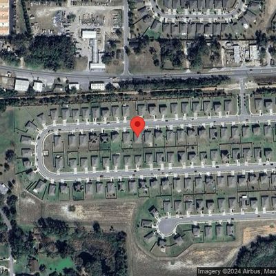 2633 Grand Central Ave, Tavares, FL 32778