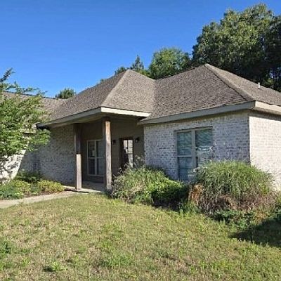 267 Stone Ridge Rd, Starkville, MS 39759