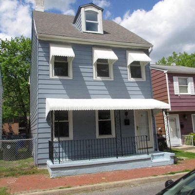 27 W Pearl St, Burlington, NJ 08016