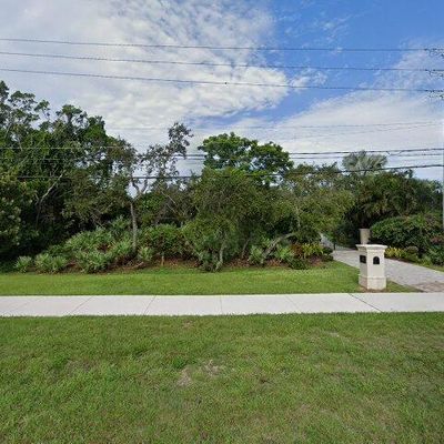 2720 N Riverside Dr, Indialantic, FL 32903