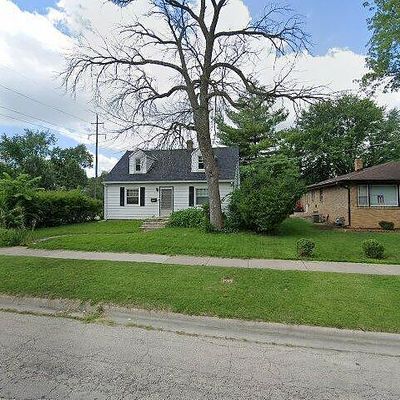 2745 Hanson St, Rockford, IL 61109