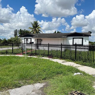 2870 Nw 205 Th St, Miami Gardens, FL 33056