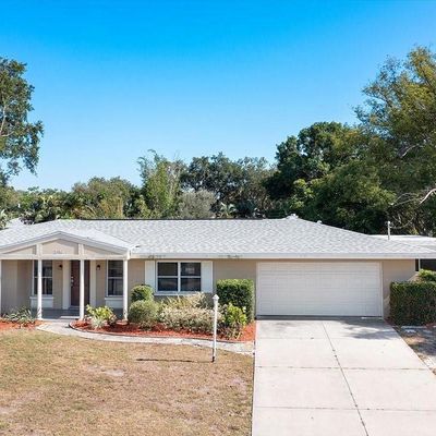 2918 Sunnyside St, Sarasota, FL 34239