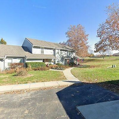 294 Ne Bayview Dr, Lees Summit, MO 64064