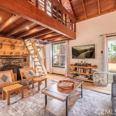 300 Shakespeare Ln, Big Bear City, CA 92314