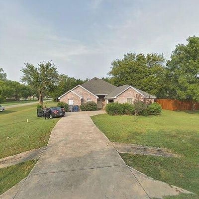 3011 Henry Rd, Lancaster, TX 75134