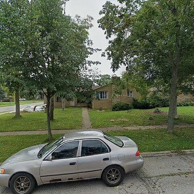 302 Courtland St, Elyria, OH 44035