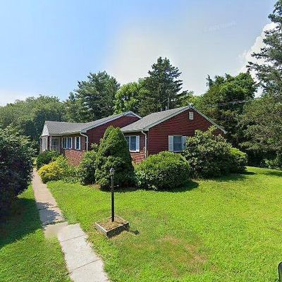 24 Swantown Rd, Preston, CT 06365