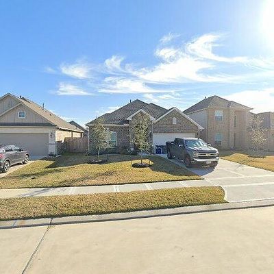 243 Dale Ridge Ln, Dickinson, TX 77539