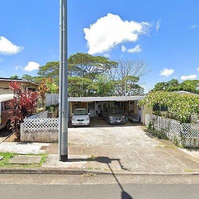 2433 Komo Mai Dr, Pearl City, HI 96782