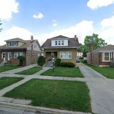 249 Marshall Ave, Bellwood, IL 60104