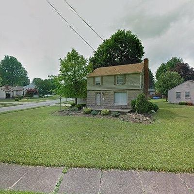 2550 Gladwae Dr, Youngstown, OH 44511