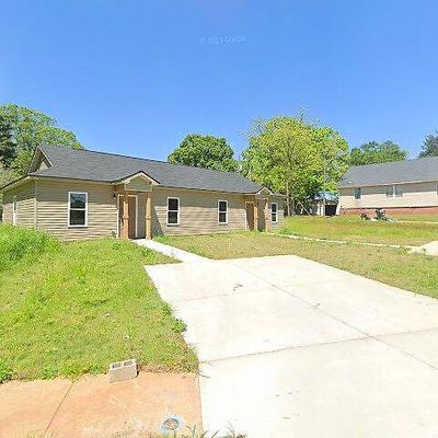 26 Edgewood Ave, Thomaston, GA 30286