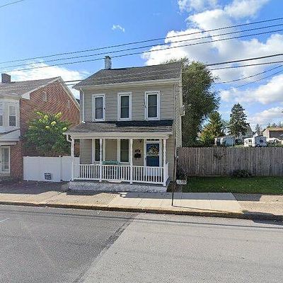 339 S Queen St, Littlestown, PA 17340